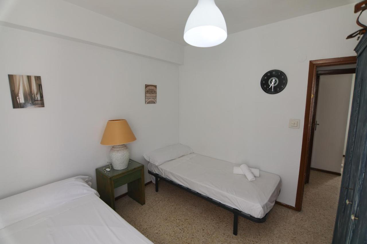 Rentalsevilla Apartamento Luminoso Con 3 Dormitorios Zewnętrze zdjęcie